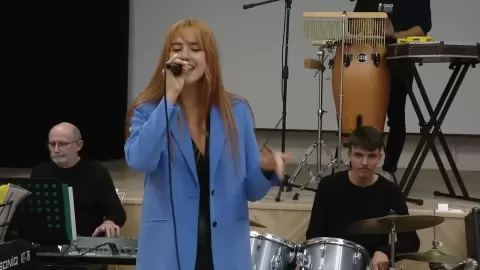 KJJG grupė „WAY” – Mother May I Sleep – Kauno Jono Jablonskio gimnazija